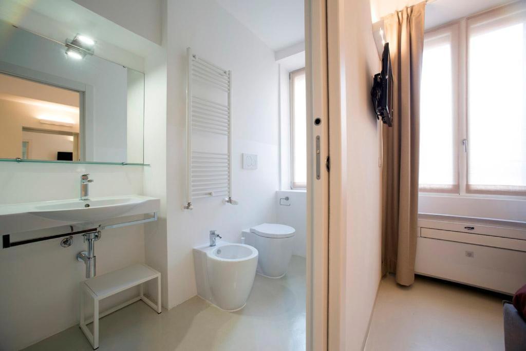L'Ottava Guesthouse มิลาน ภายนอก รูปภาพ